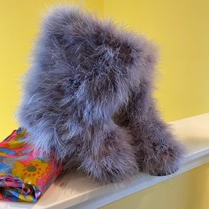 Purple-grey feather boots